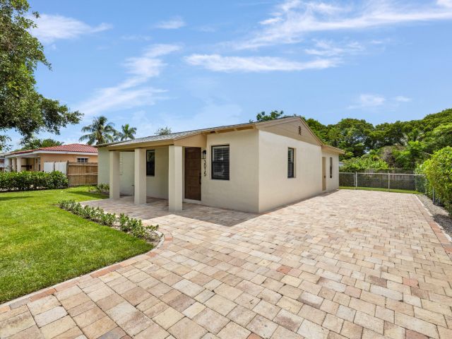 Home for rent at 3015 Robert Road - photo 6294702