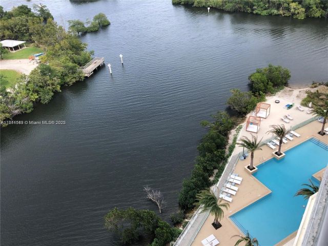 Apartment for sale  Unit #1205 - photo 6294020