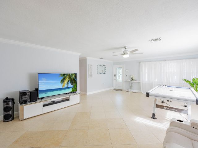 Home for sale at 2578 Kentucky Street - photo 6299407