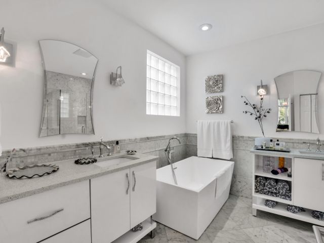 Home for sale at 16677 Los Gatos Drive - photo 6315551