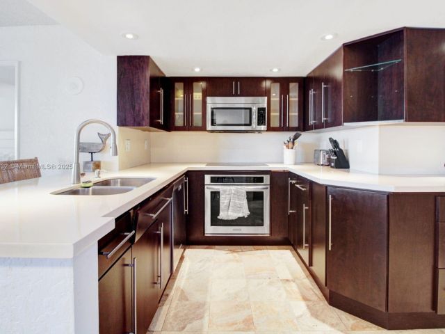 Apartment for sale  Unit #A-2635 - photo 6299276