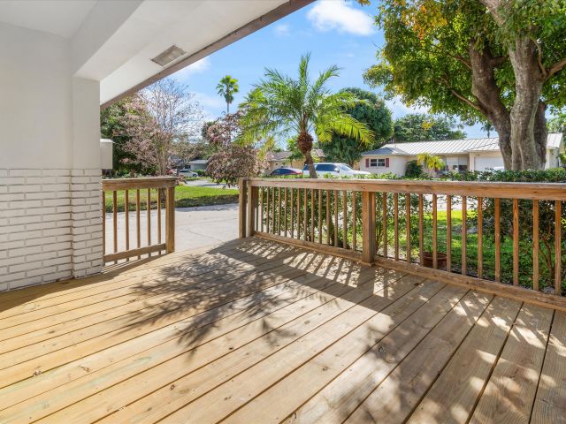 Home for rent at 799 NW 7th Drive - photo 6318306