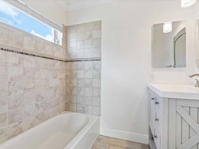 Home for rent at 799 NW 7th Drive - photo 6318310