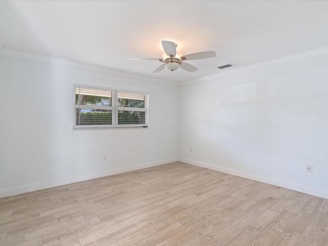 Home for rent at 799 NW 7th Drive - photo 6318316