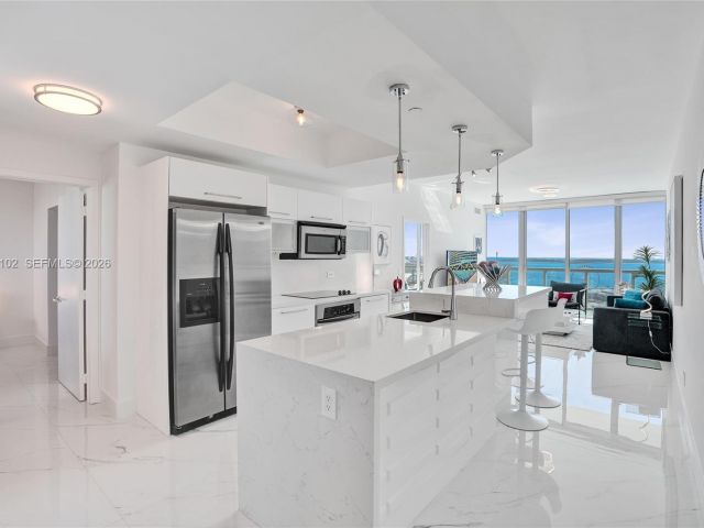 Apartment for rent  Unit #2404 - photo 6300508