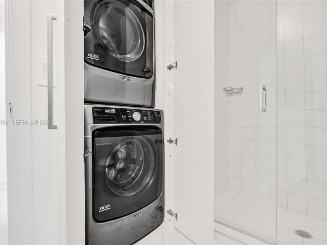 Apartment for rent  Unit #2404 - photo 6300509