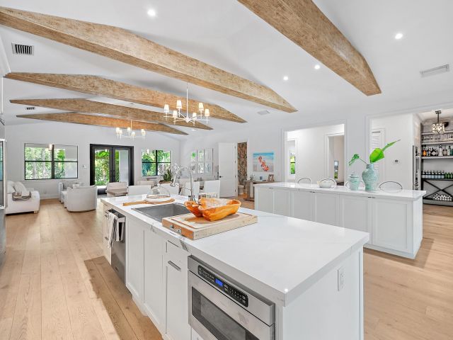 Home for sale at 5401 S Olive Avenue - photo 6321224