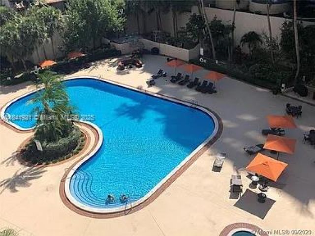 1-bedroom condo for rent in Miami - 540 Brickell Key Dr 603 - MondialRealty