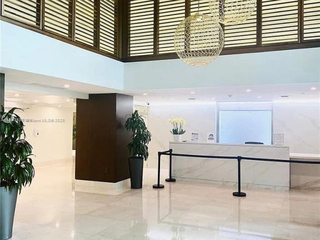 1-bedroom condo for rent in Miami - 540 Brickell Key Dr 603 - MondialRealty