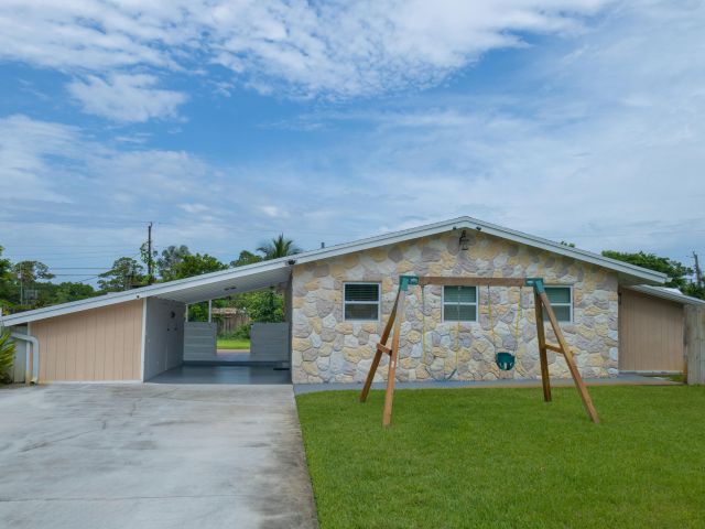 Home for sale at 411 Forest Estate Drive - photo 6299817