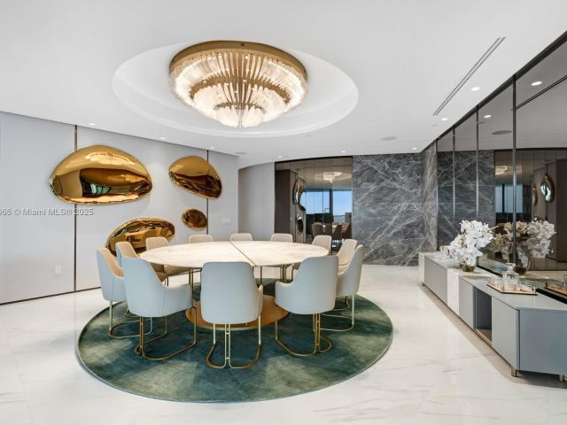 Apartment for sale  Unit #2701 - photo 6301124