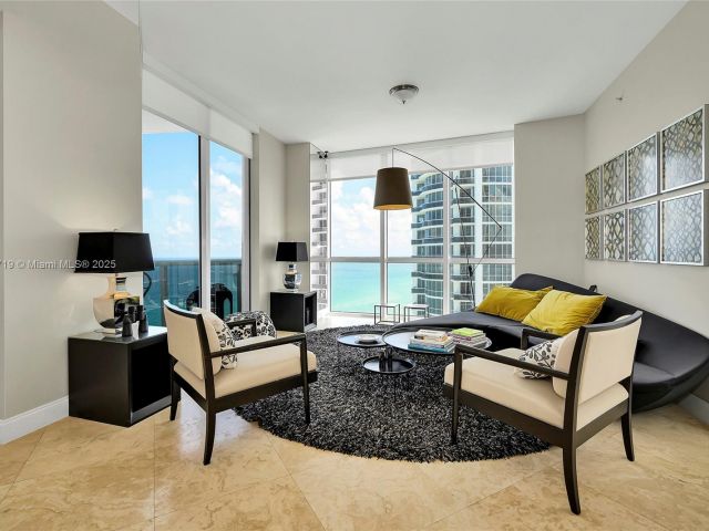 Apartment for sale  Unit #4009A - photo 6301294