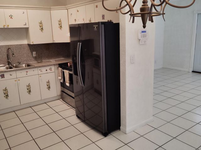 Home for sale at 408 SW 24 Avenue - photo 6304156