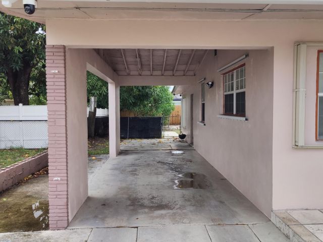 Home for sale at 408 SW 24 Avenue - photo 6304167