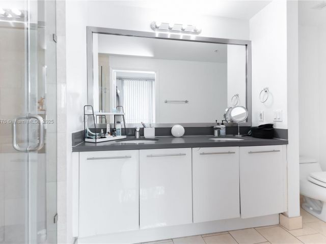 Apartment for sale  Unit #2113 - photo 6303380