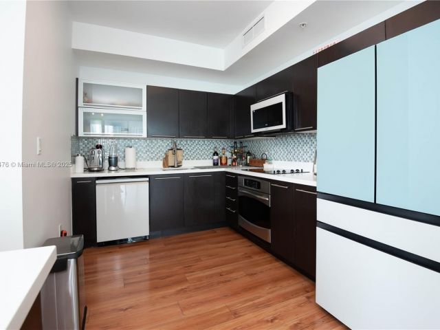 Apartment for sale  Unit #2113 - photo 6303386