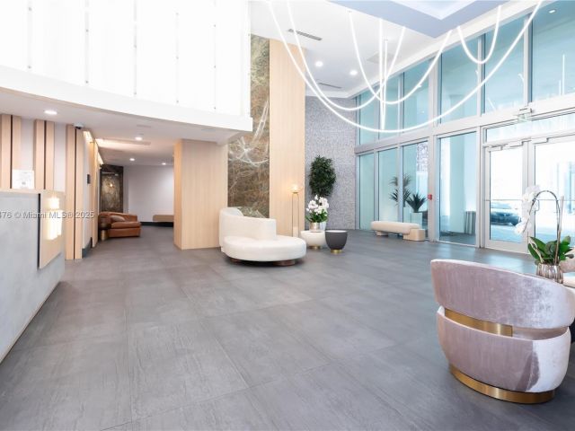 Apartment for sale  Unit #2113 - photo 6303392