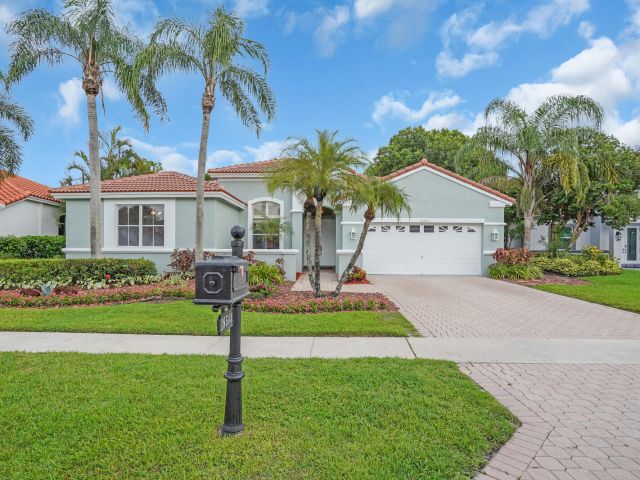 Home for sale at 18544 Ocean Mist Drive - photo 6317815