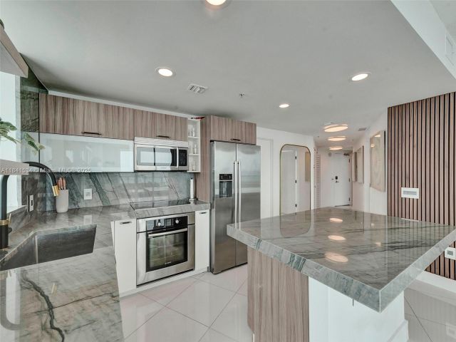 Apartment for rent  Unit #1502 - photo 7038698