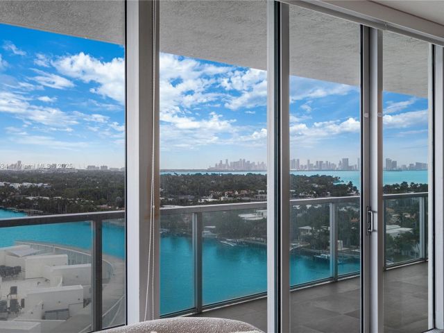 Apartment for rent  Unit #1502 - photo 7038702