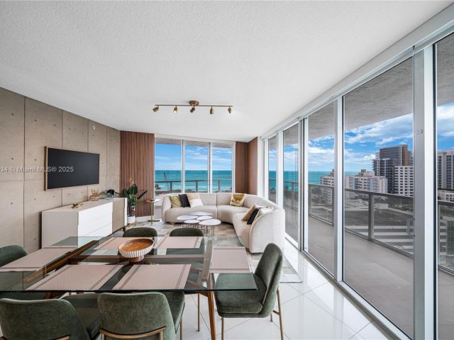 Apartment for rent  Unit #1502 - photo 7038703