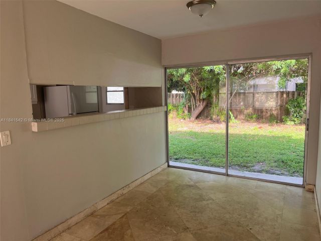 3-bedroom home for sale in Hollywood - 1450 N 64th Ave - MondialRealty