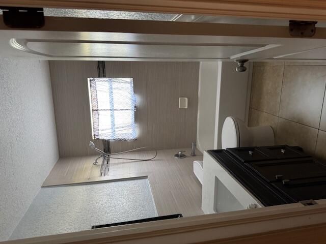 Home for rent at 608 SW 8th Court - photo 6315864