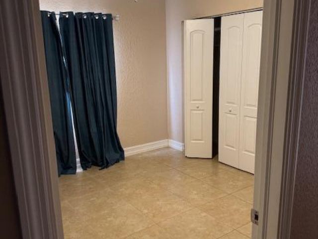 Home for rent at 608 SW 8th Court - photo 6315874