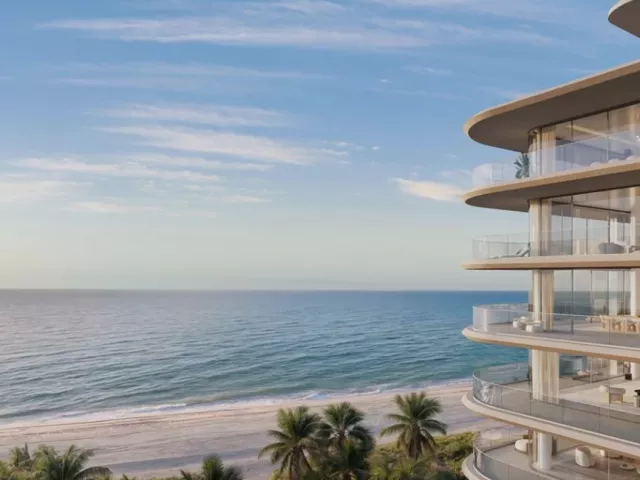 5-bedroom condo for sale in Surfside - 8777 Collins Avenue 702 - MondialRealty