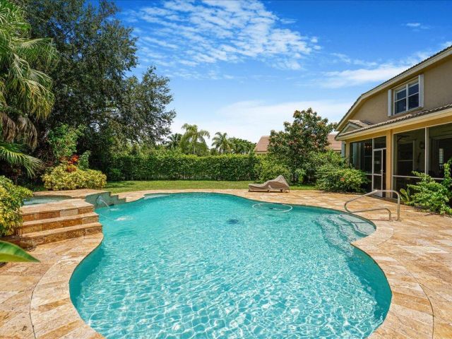 Home for sale at 19059 Skyridge Circle - photo 6317777