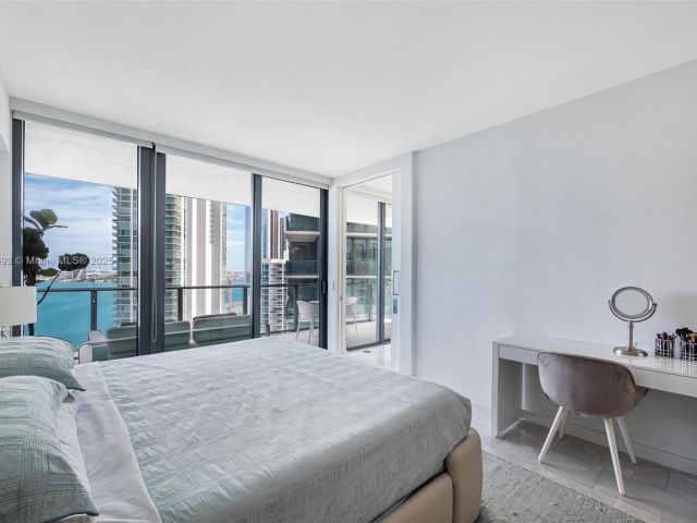 Apartment for sale  Unit #2101 - photo 7169737