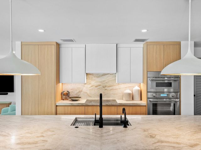 Home for sale at 400 Kings Lynn - photo 6315594