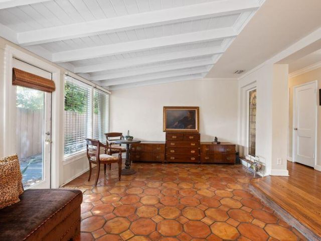 Home for sale at 322 Valencia Road - photo 6312362