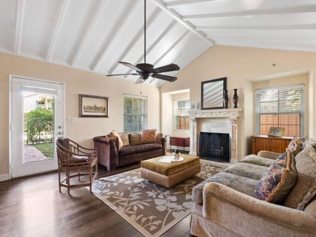 Home for sale at 322 Valencia Road - photo 6928348