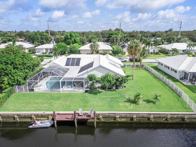 Home for rent at 772 Apple Tree Lane - photo 6749034