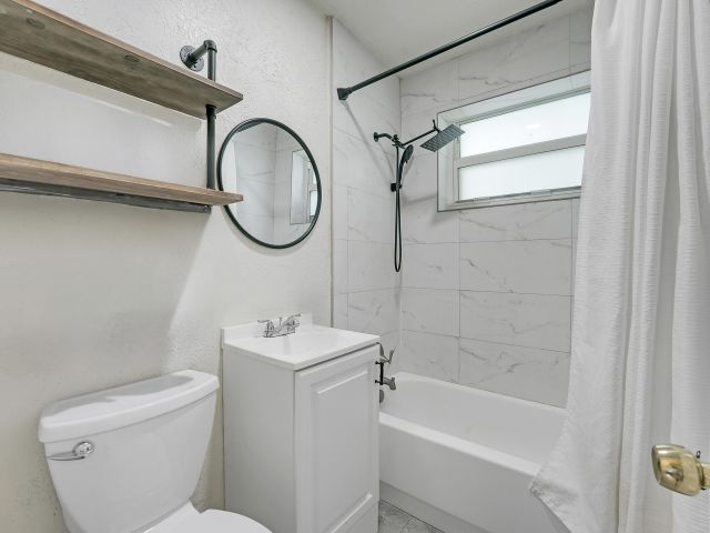 Home for rent at 3401 F Avenue - photo 6316685