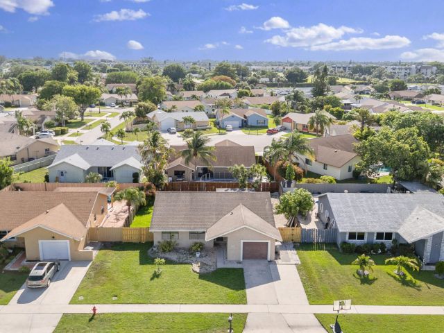 Home for rent at 23089 SW 55th Avenue - photo 6895055