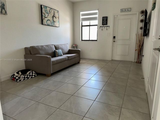 3-bedroom home for sale in Homestead - 24702 SW 119th Ct - MondialRealty