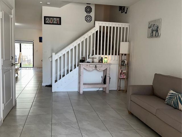 3-bedroom home for sale in Homestead - 24702 SW 119th Ct - MondialRealty