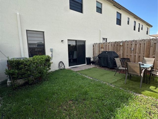 3-bedroom home for sale in Homestead - 24702 SW 119th Ct - MondialRealty