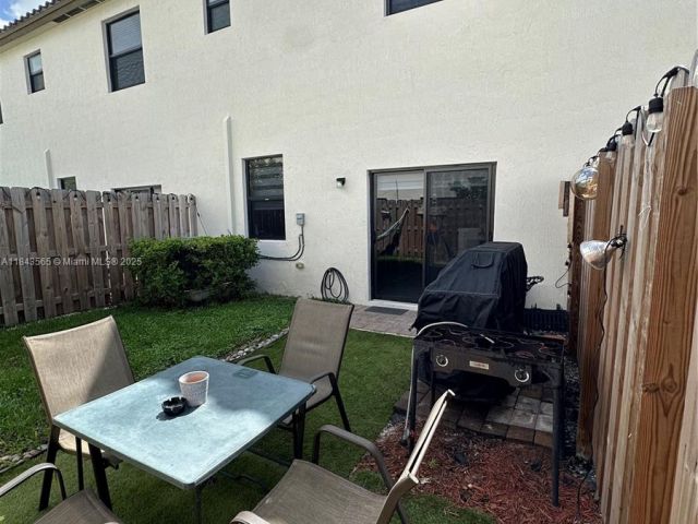 3-bedroom home for sale in Homestead - 24702 SW 119th Ct - MondialRealty