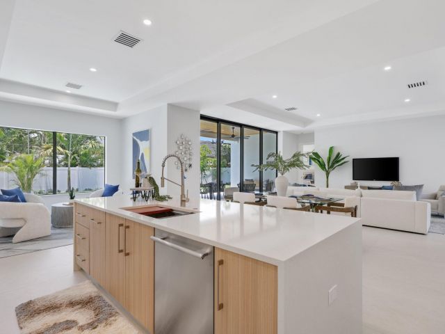 Home for sale at 1408 Pine Lane - photo 6315613