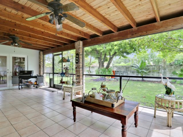 Home for sale at 10421 SW 107th Street - photo 6373336