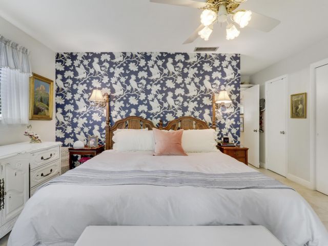 Home for sale at 10421 SW 107th Street - photo 6373343