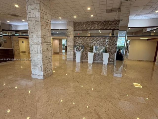 Apartment for sale  Unit #1611 - photo 7432690