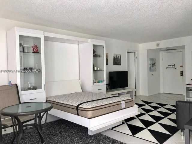 Apartment for sale  Unit #1611 - photo 7432701