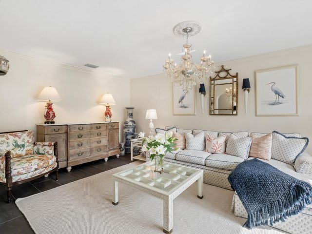 Home for sale at 2122 Northridge Road - photo 6315414