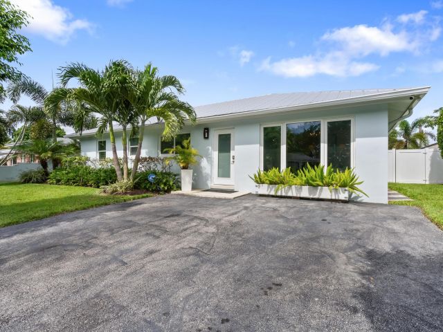 Home for sale at 2122 Northridge Road - photo 6315417