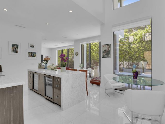 Home for sale at 234 NE 4th Street - photo 6316987