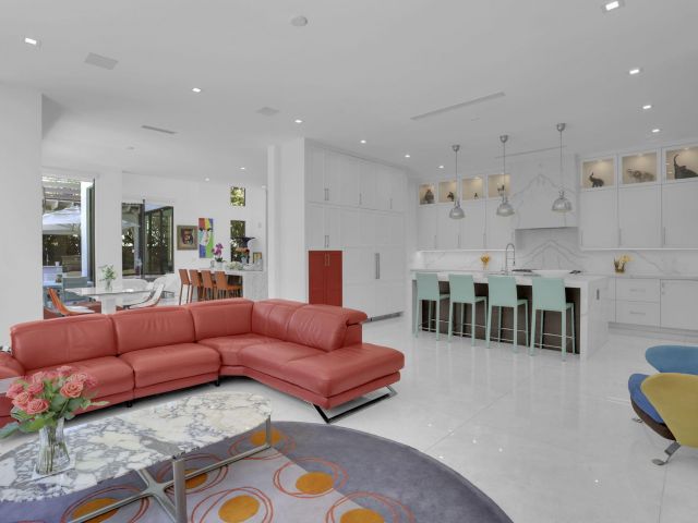 Home for sale at 234 NE 4th Street - photo 6316994